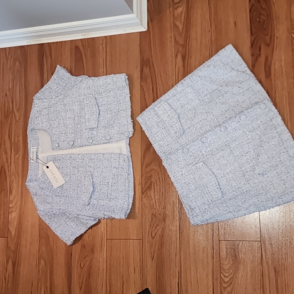 Shekou Tweed Skirt Set